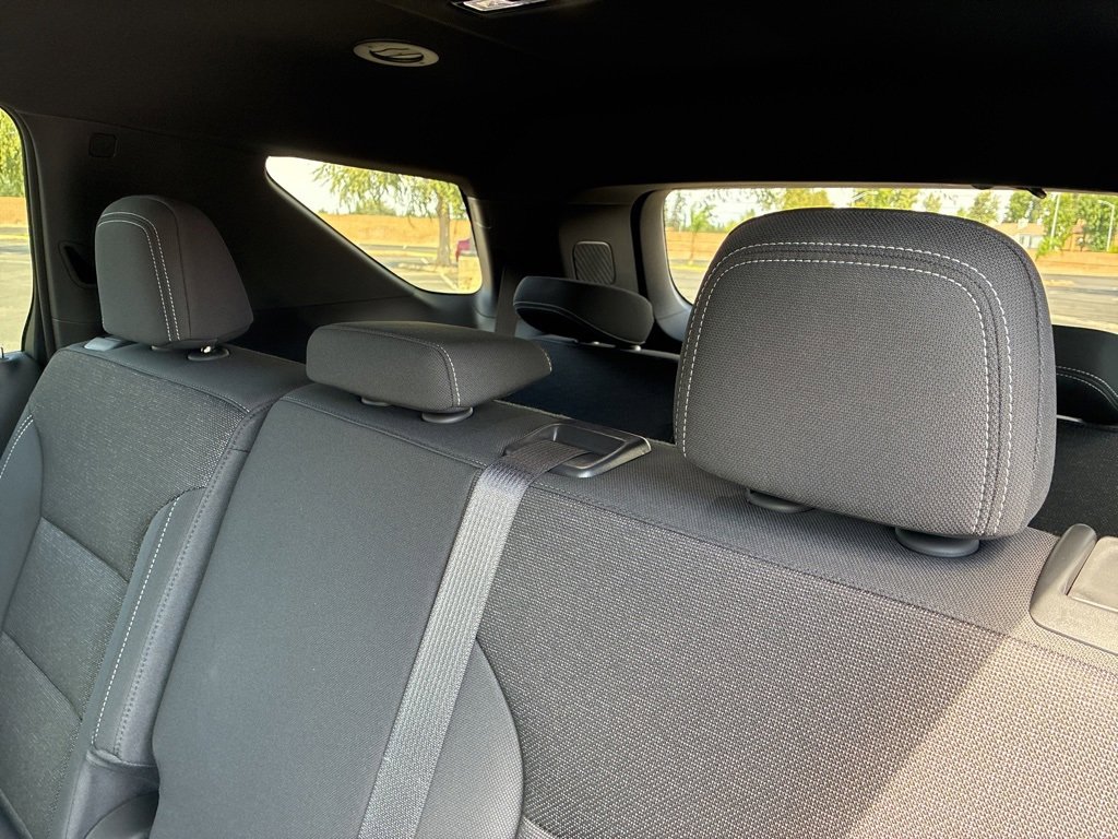 2026 Chevrolet Traverse photo 12