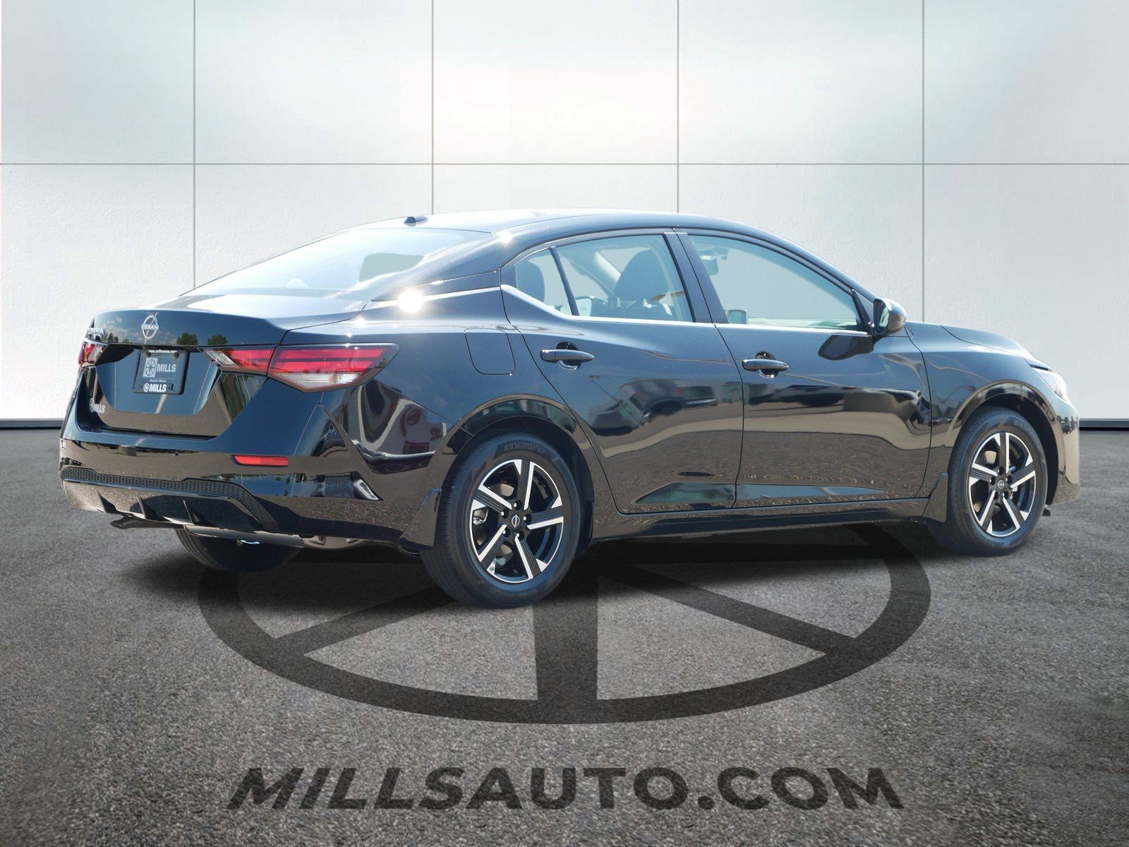2025 Nissan Sentra SV photo 4