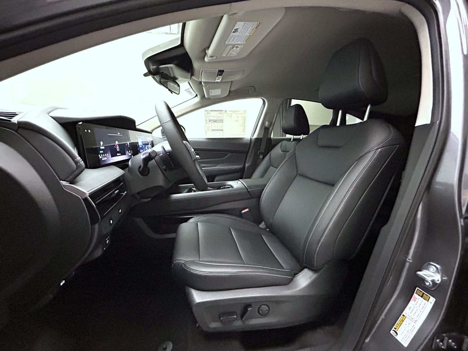 2025 Nissan Murano SV photo 10