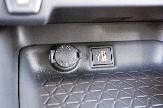 Used 2025 White Toyota LE image 28