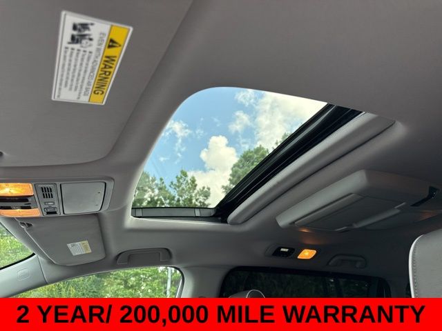 2024 Honda Odyssey Elite photo 17