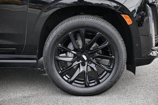 2023 Cadillac Escalade Sport Platinum photo 2