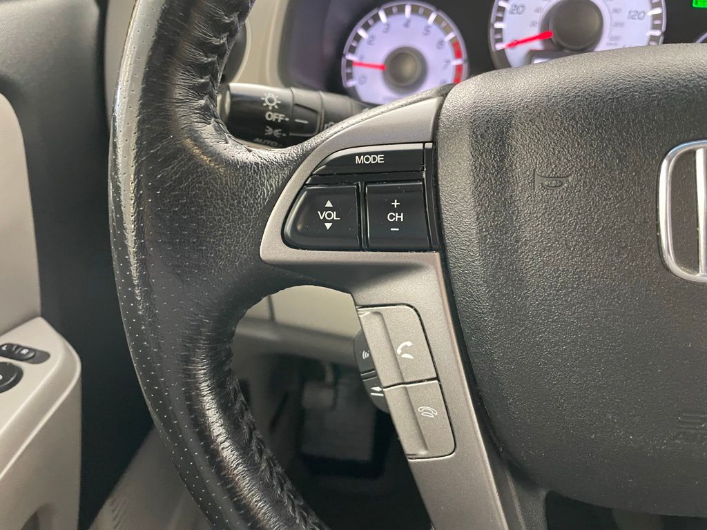 2014 Honda Pilot EX-L photo 18