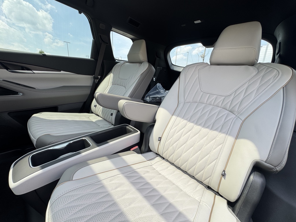 2026 Infiniti QX60 Autograph AWD photo 18