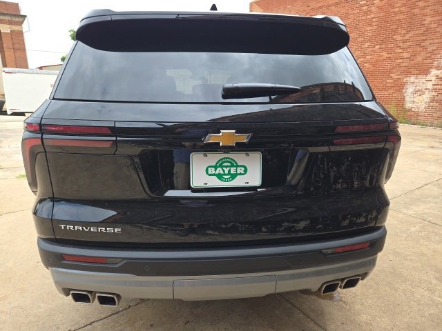 2025 Chevrolet Traverse photo 5