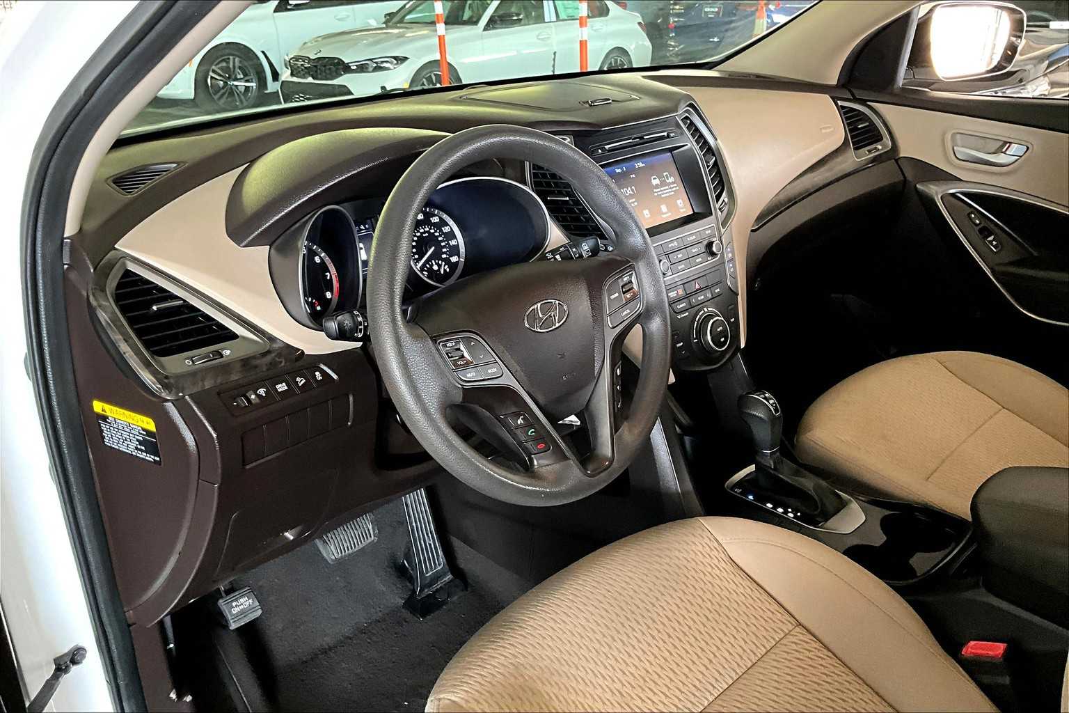 2017 Hyundai Santa Fe Sport photo 15