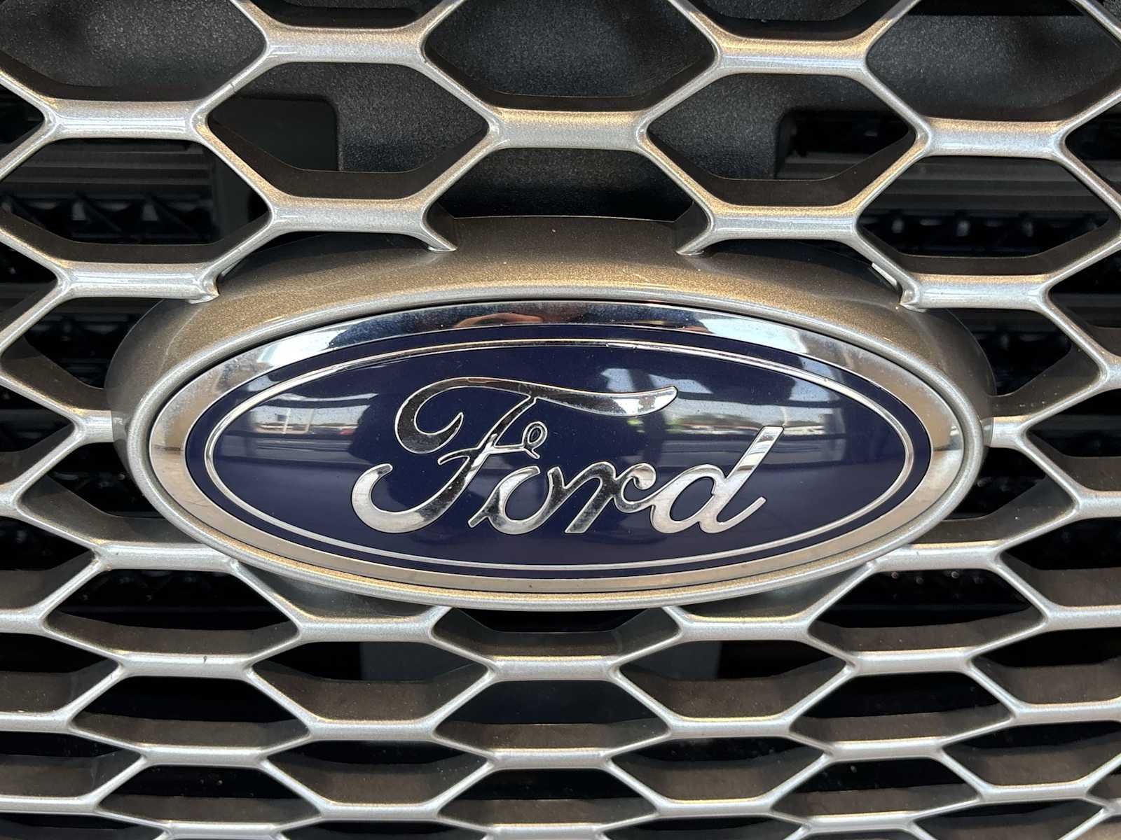 2024 Ford Edge SEL photo 27