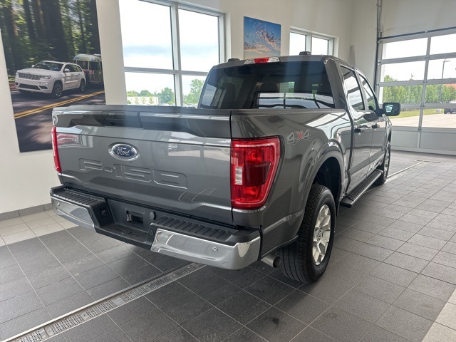 2023 Ford F-150 XLT photo 5