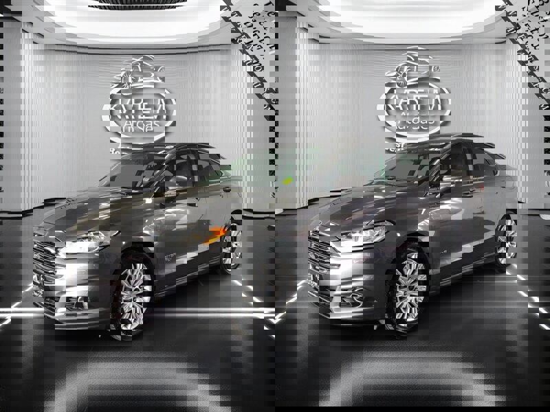 2013 Ford Fusion SE Hybrid's photo