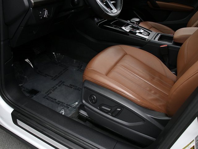 2021 Audi Q5 Premium photo 18