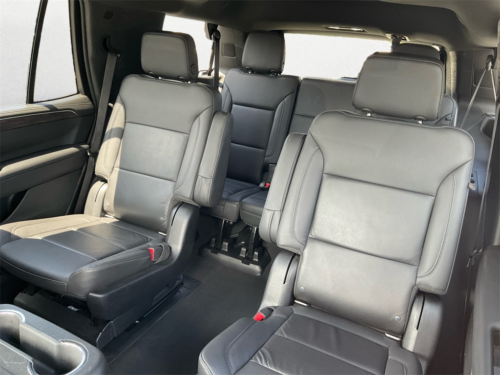 2022 Chevrolet Tahoe LT photo 9