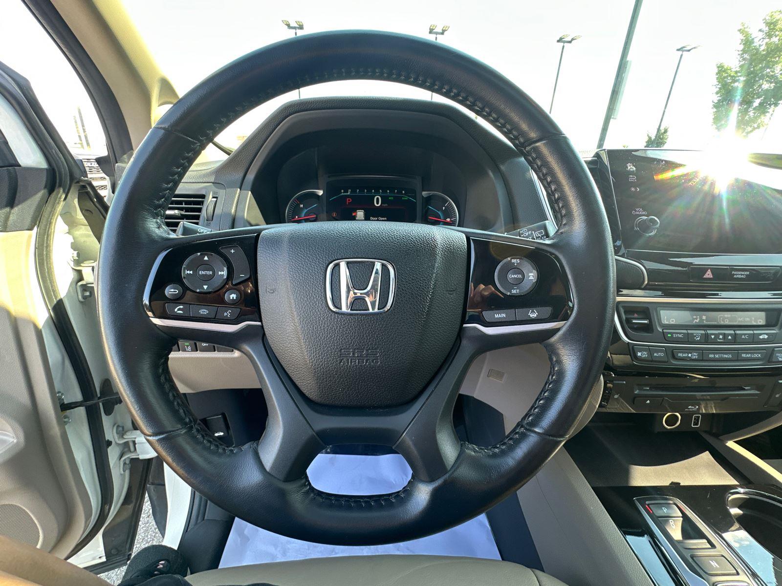 2021 Honda Pilot Touring photo 15