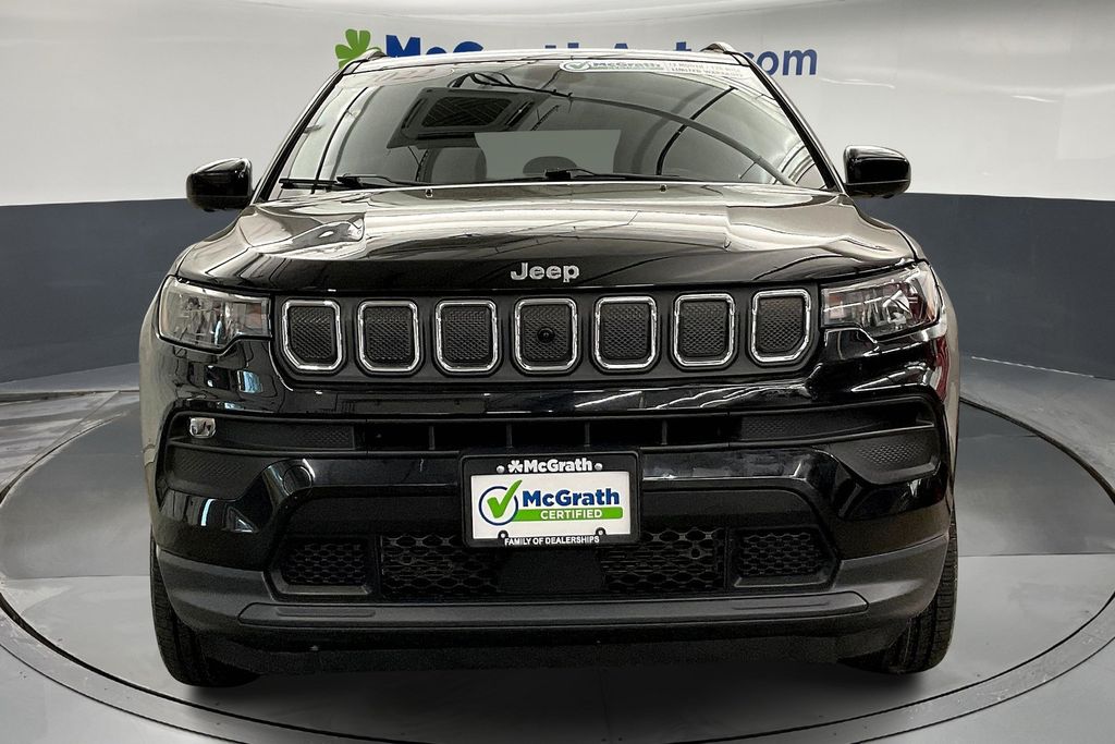2022 Jeep Compass Latitude photo 4
