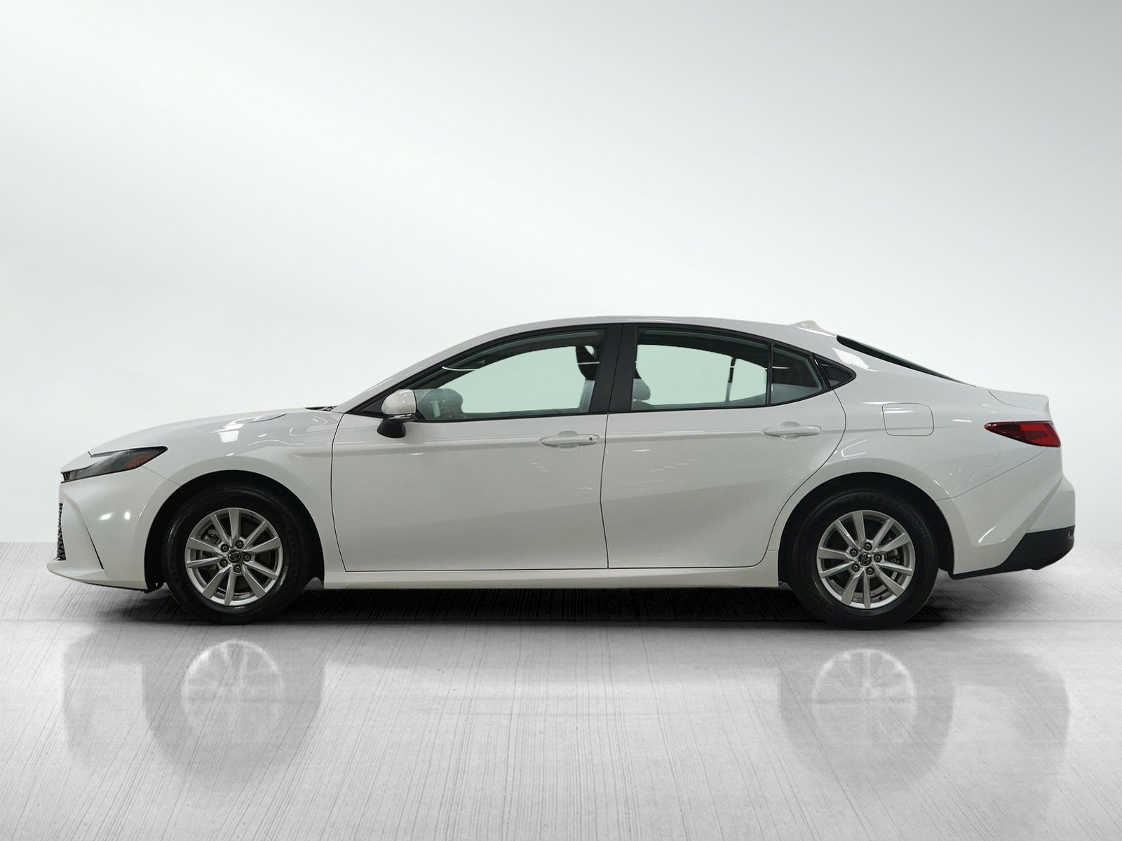 Used 2025 Toyota Camry LE with VIN 4T1DAACK3SU567649 for sale in Wayzata, Minnesota