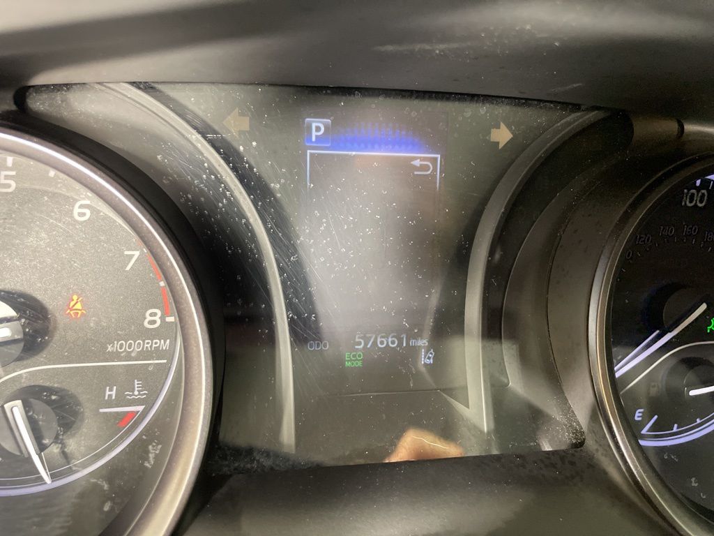 2023 Toyota Camry SE photo 21