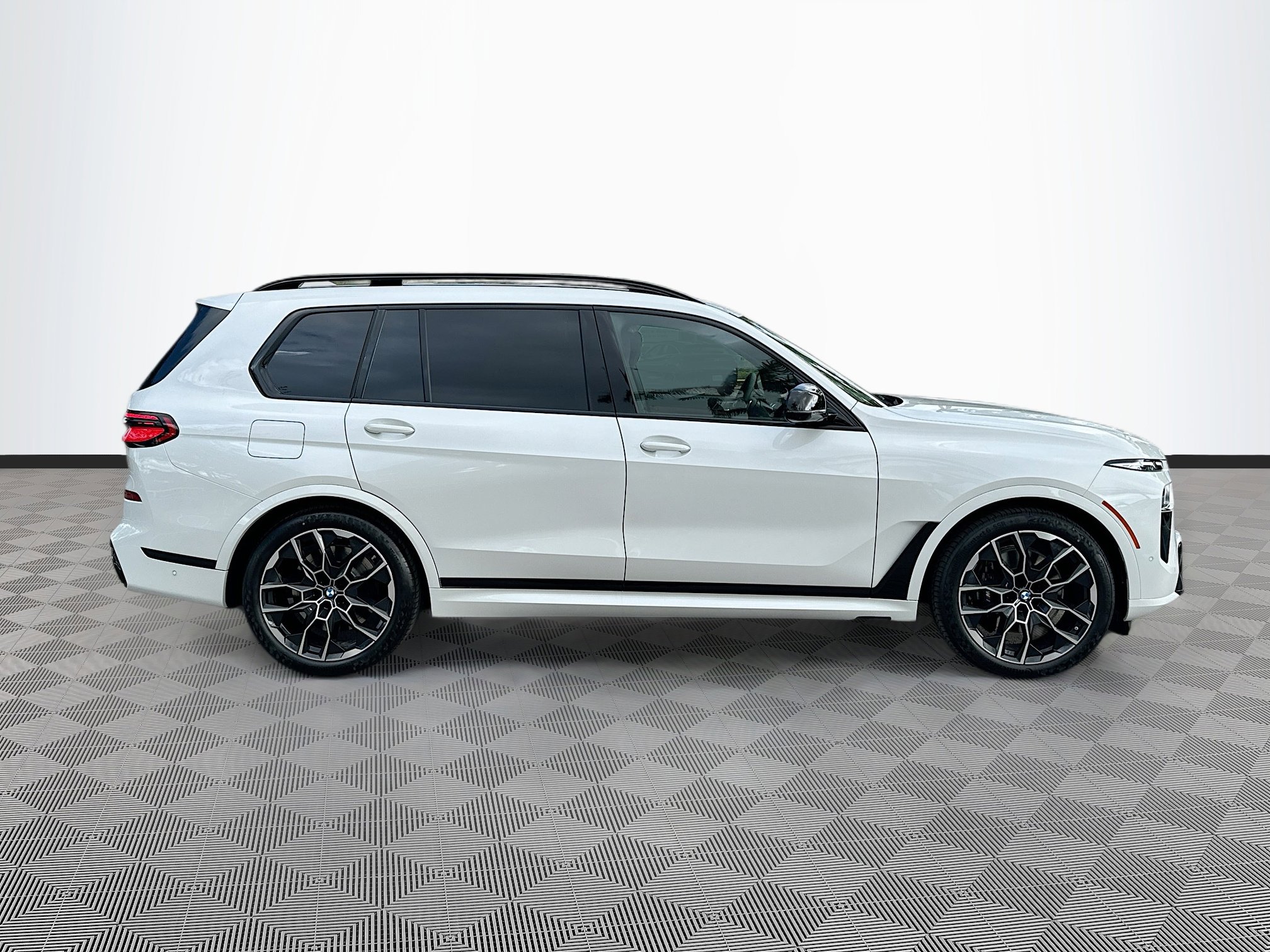 2026 Bmw X7 M60i photo 8