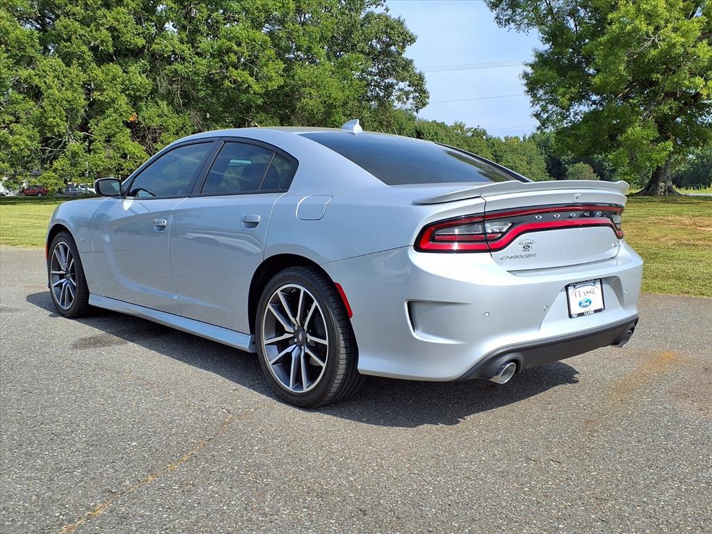 2022 Dodge Charger R/T photo 18