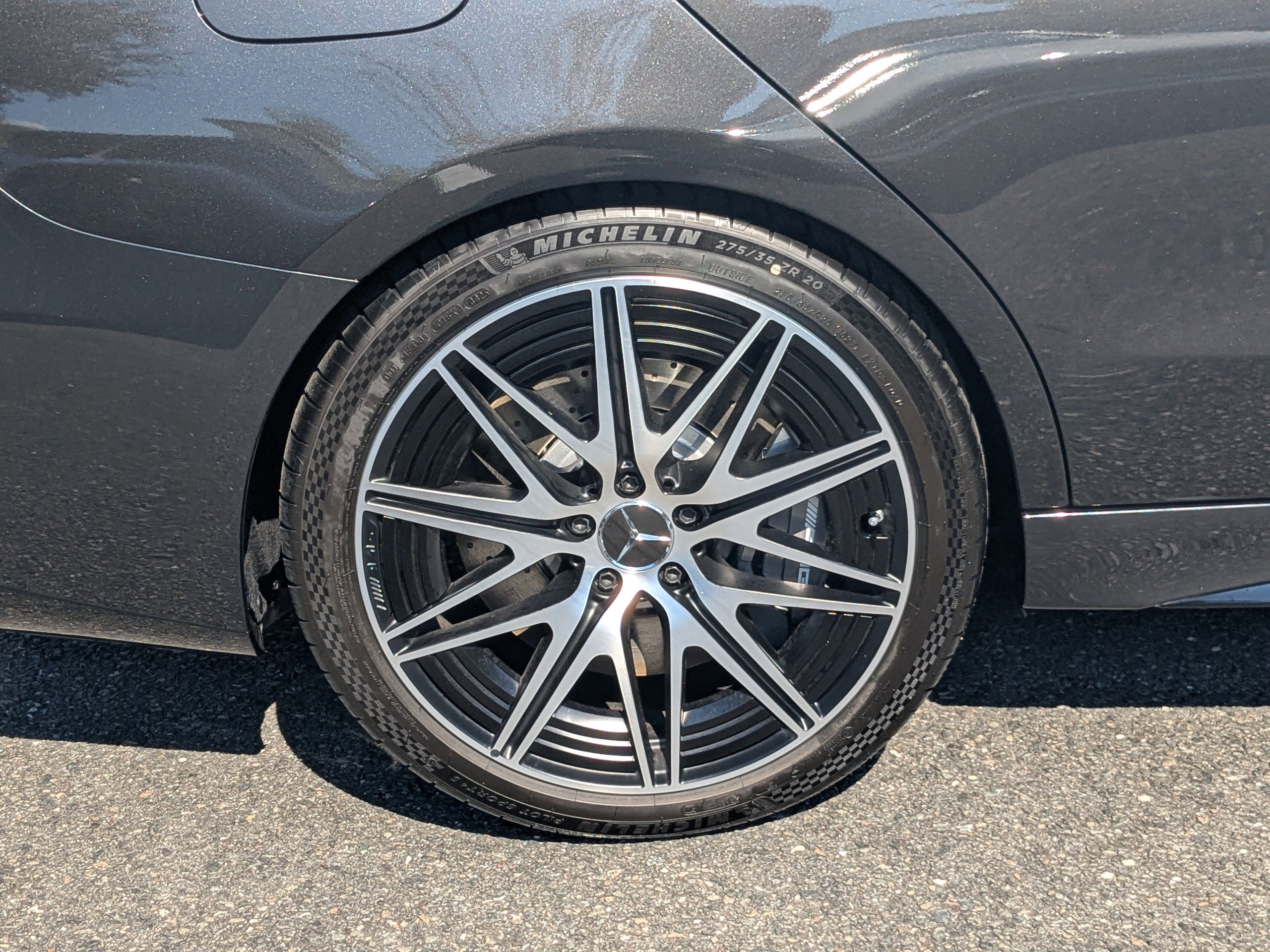 2026 Mercedes Benz C AMG 63 S E PERFORMANCE photo 4