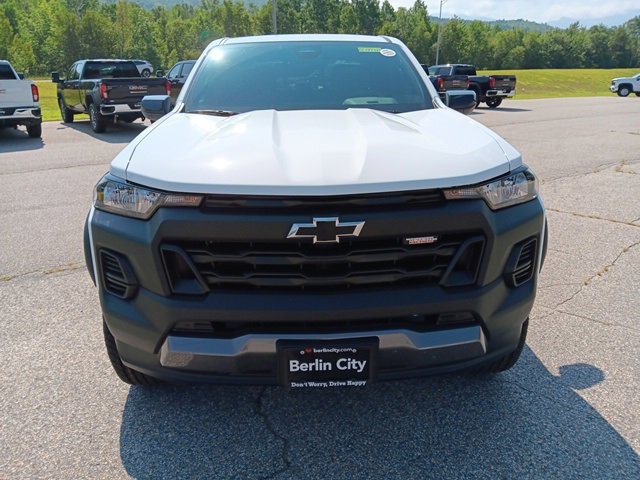 2026 Chevrolet Colorado Trail Boss photo 2