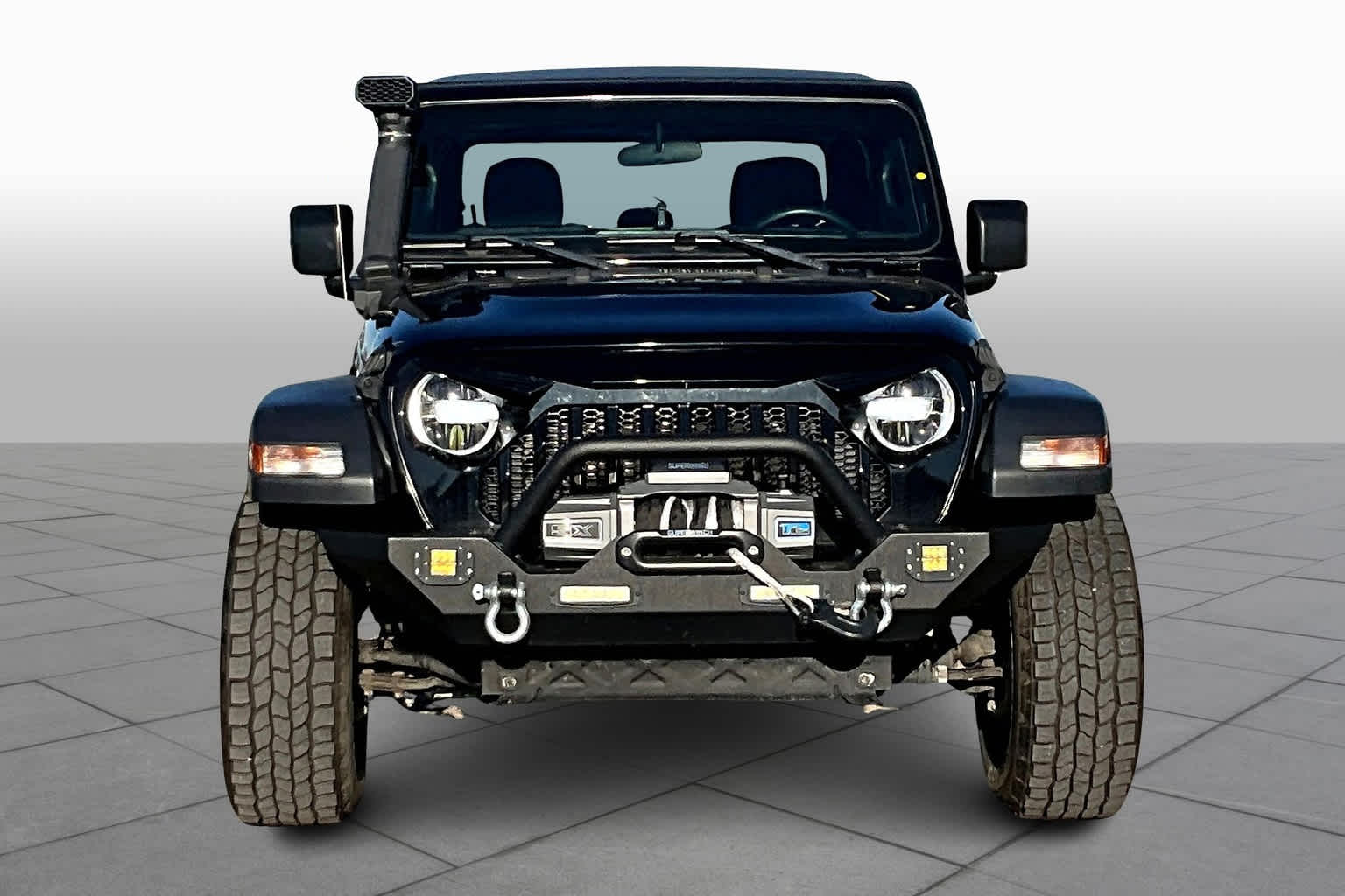 2020 Jeep Gladiator Sport photo 3