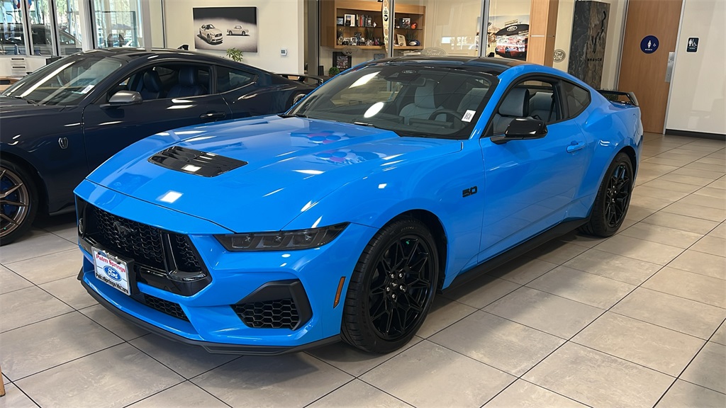 2025 Ford Mustang GT's photo