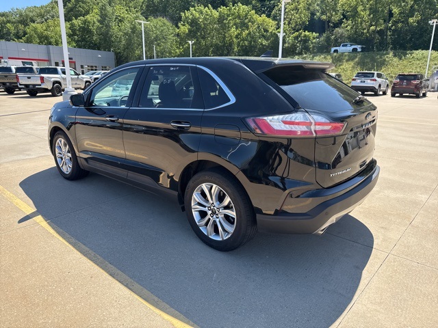 2024 Ford Edge Titanium photo 7