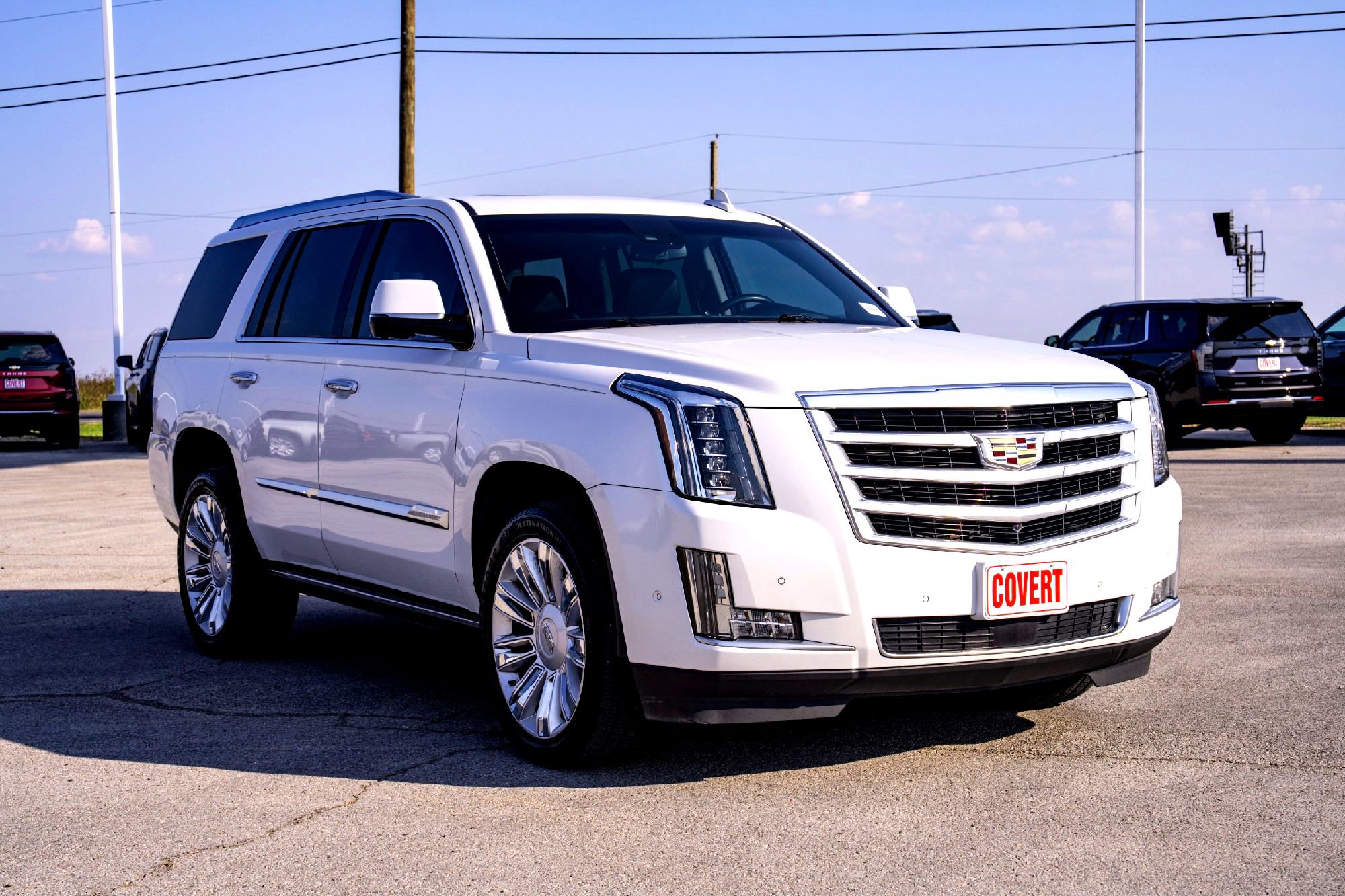 2017 Cadillac Escalade Premium Luxury photo 4