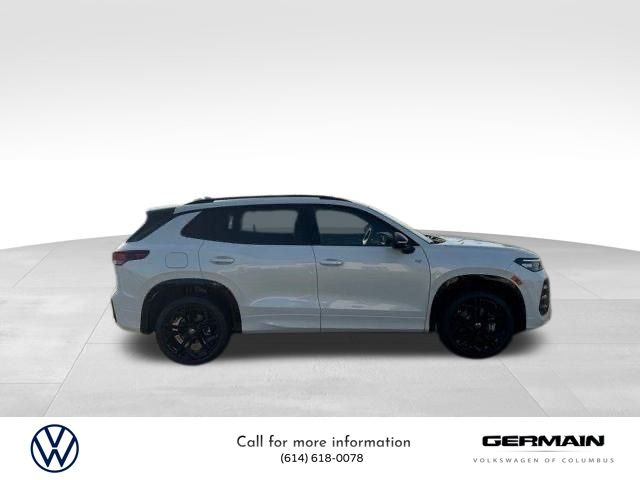 2025 Volkswagen Tiguan SE R-Line Black photo 4