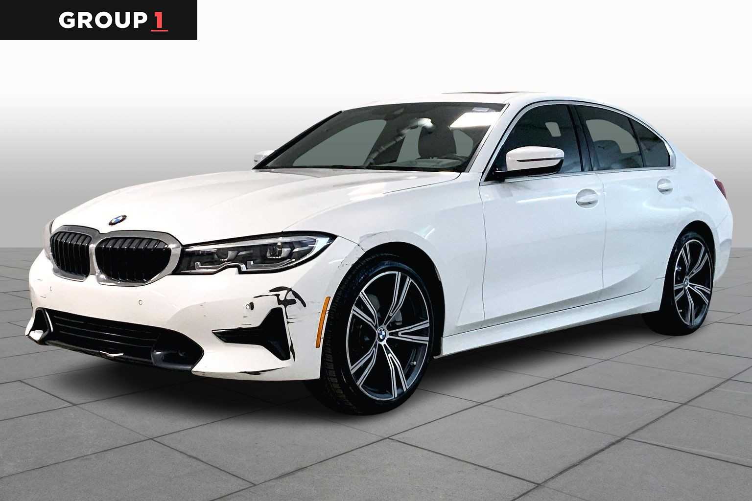 2019 BMW 3 Series 330i's photo
