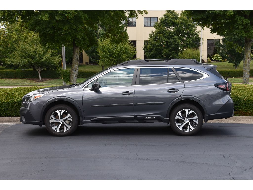 2022 Subaru Outback Limited photo 6