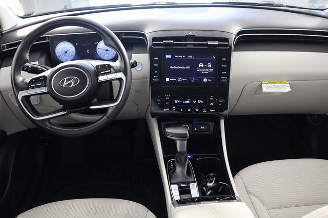 2023 Hyundai Tucson SEL Convenience photo 2