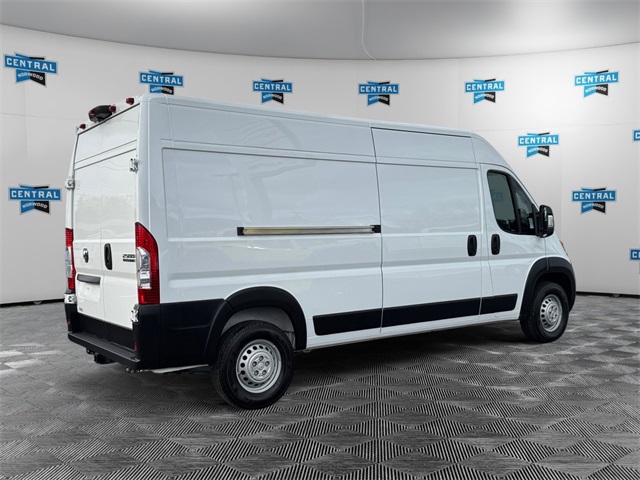 2025 Ram ProMaster 2500 photo 3