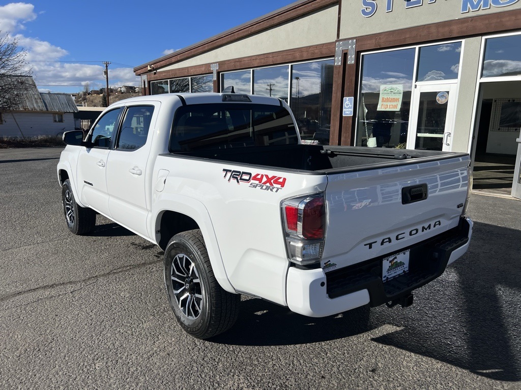 2023 Toyota Tacoma TRD Sport photo 3
