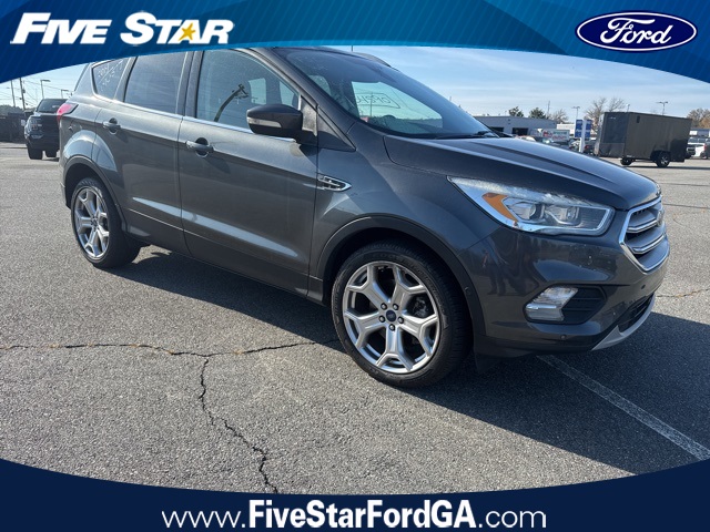 2019 Ford Escape Titanium's photo