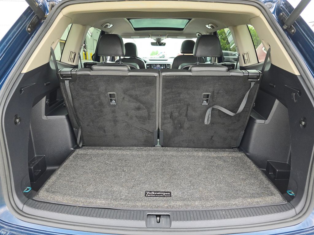 2023 Volkswagen Atlas SEL photo 17