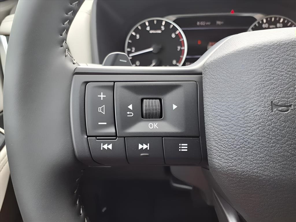 2025 Nissan Rogue SV photo 26