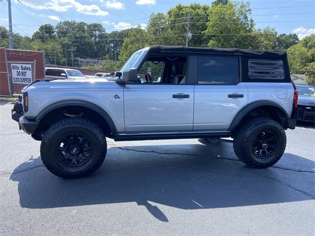 2022 Ford Bronco Black Diamond photo 14
