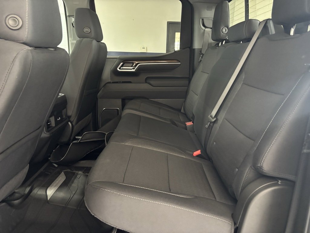 2025 Chevrolet Silverado 1500 RST photo 22