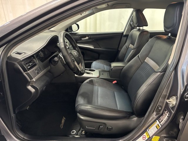 2014 Toyota Camry L photo 7