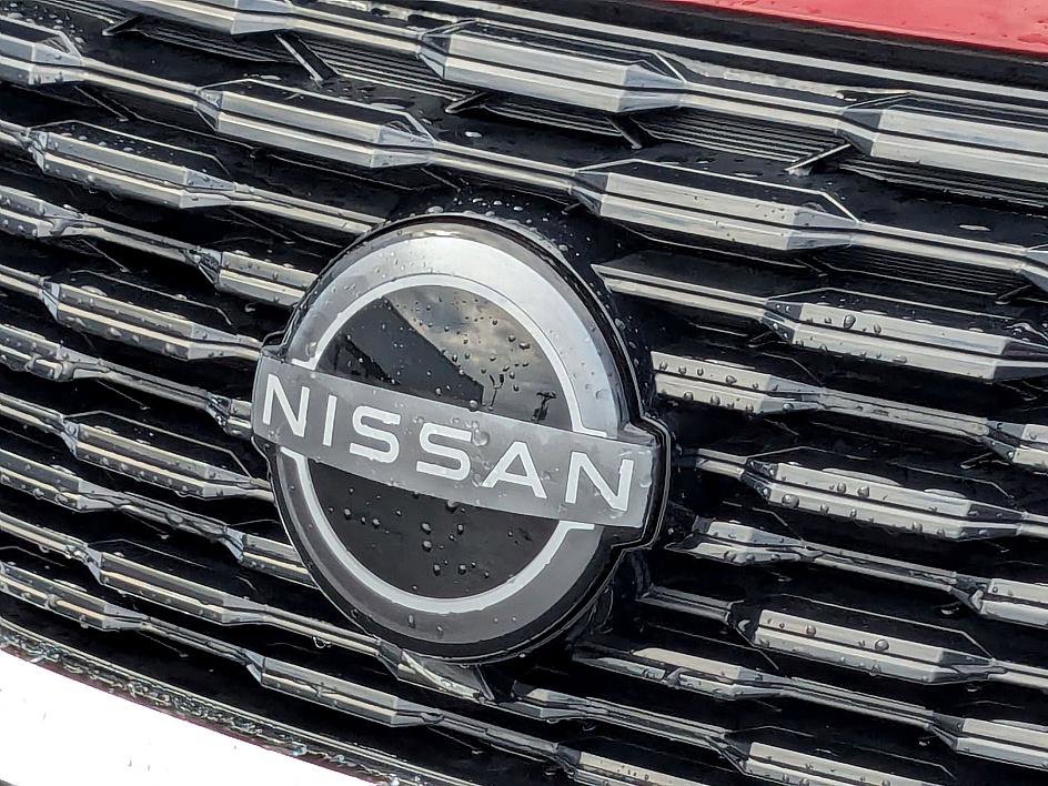 2023 Nissan Rogue SV photo 34