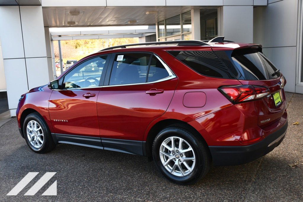 2023 Chevrolet Equinox LT photo 4
