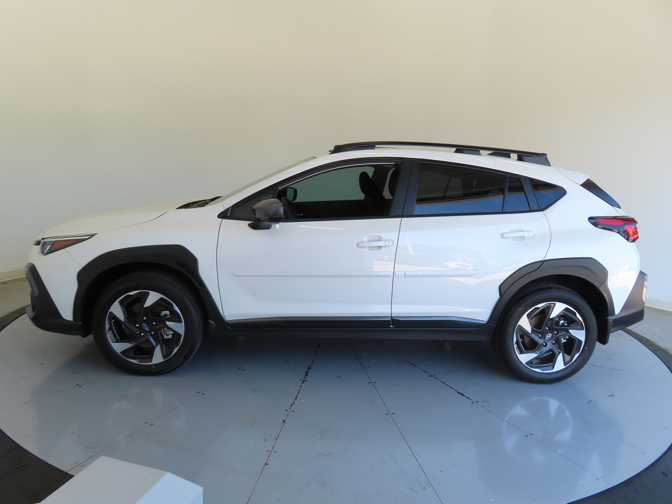 2025 Subaru Crosstrek Limited photo 6