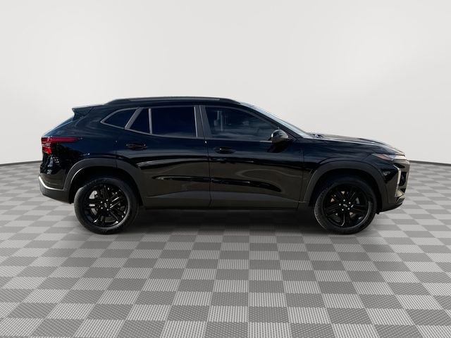 2025 Chevrolet Trax ACTIV photo 9