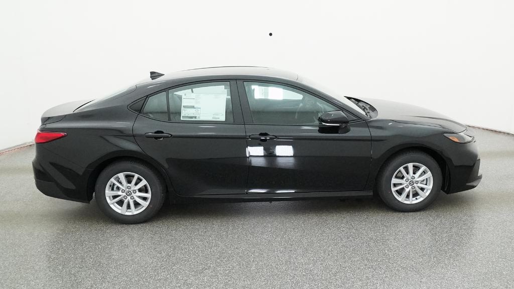 2026 Toyota Camry LE photo 25