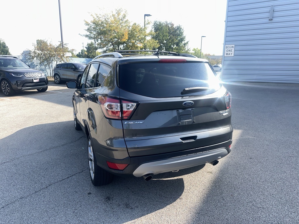 2017 Ford Escape Titanium photo 3
