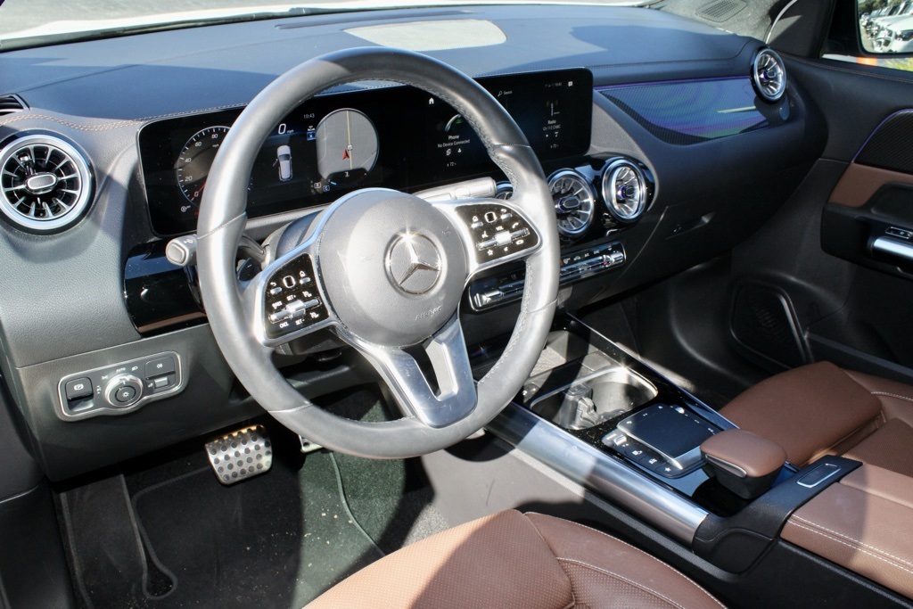 2023 Mercedes Benz GLA 250 4MATIC photo 3