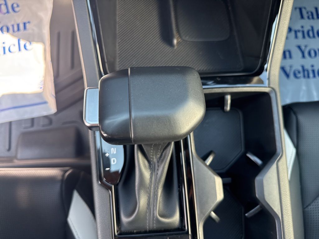 2025 Kia K5 GT-Line photo 20