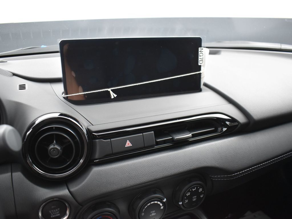 2025 Mazda MX-5 Miata Miata photo 14