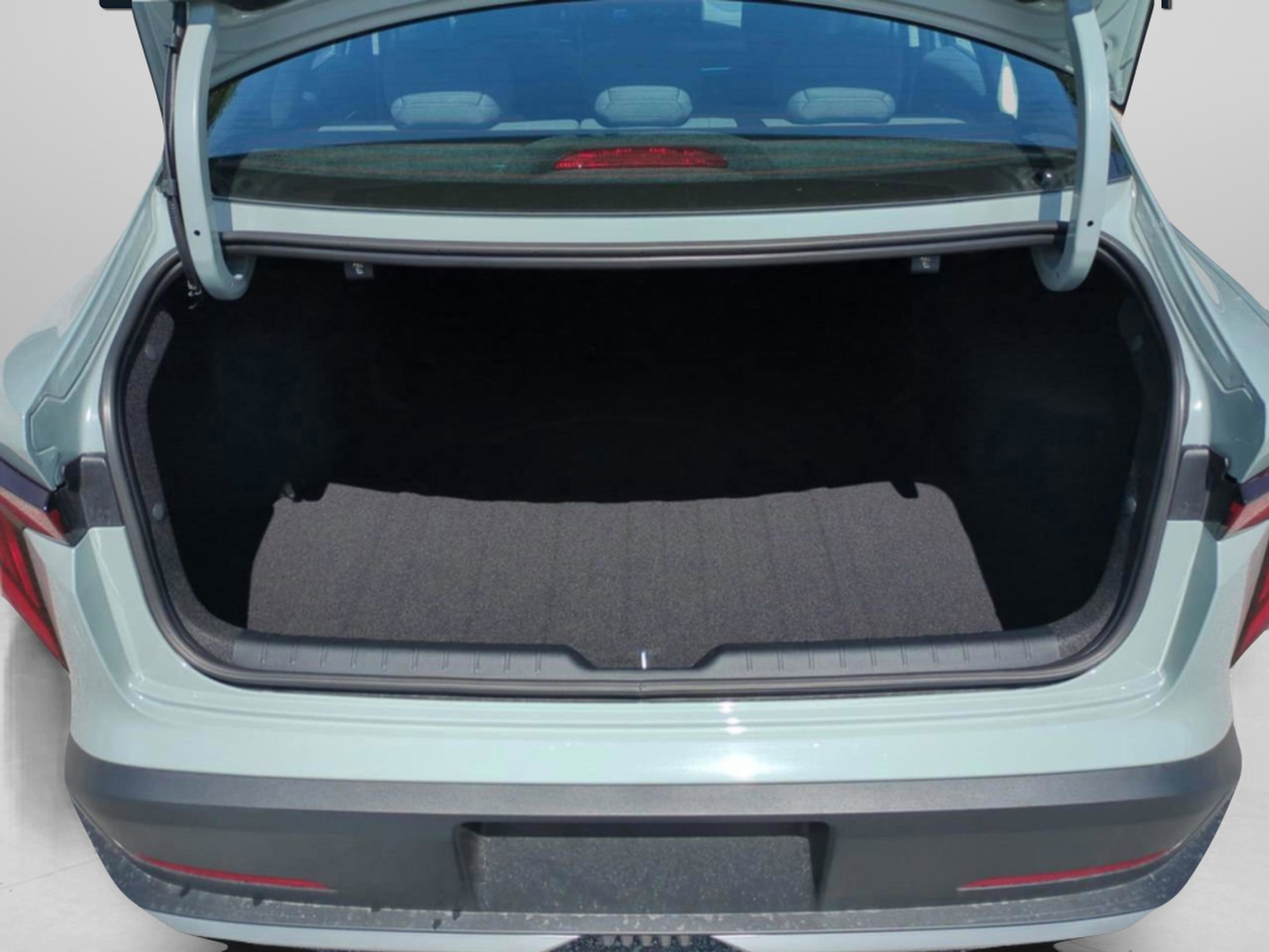 2025 Kia K4 EX photo 13