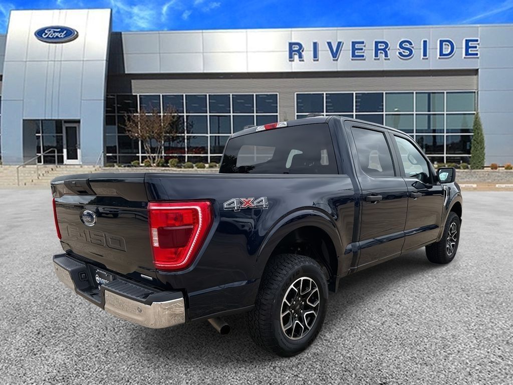 2023 Ford F-150 XLT photo 4